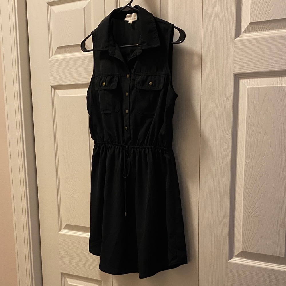 BeBop Black Sleeveless Collared Dress